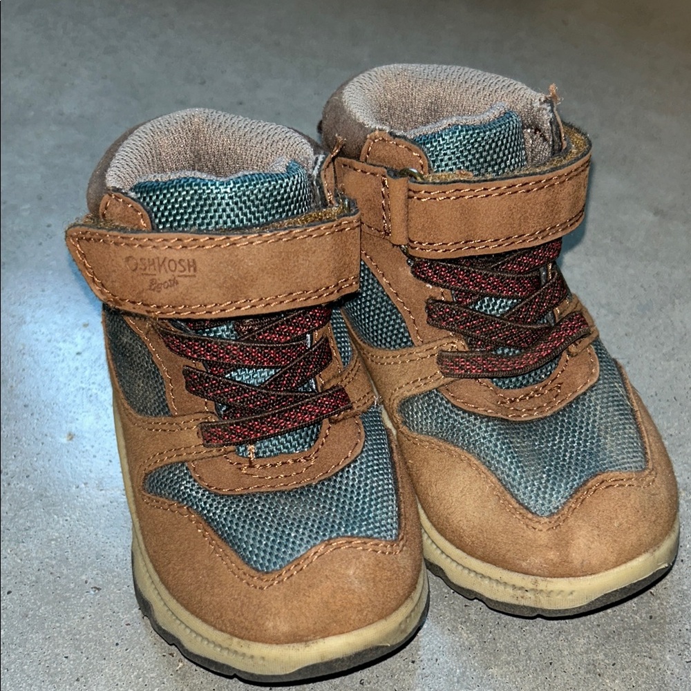 OshKosh B'gosh Tan and Blue Kids Boots